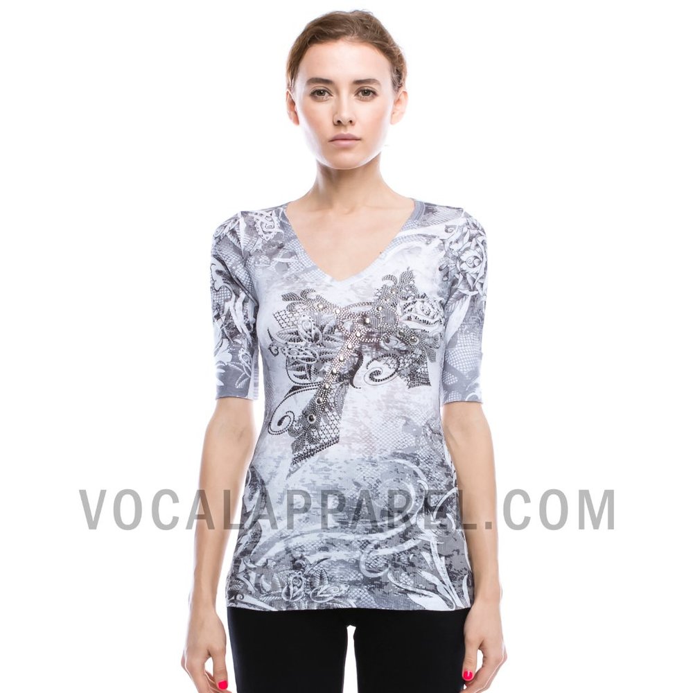 NWT Vocal Women's Short Sleeve Top w Cross & Bling